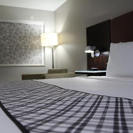 Westbridge Inn & Suites Carrollton Buitenkant foto