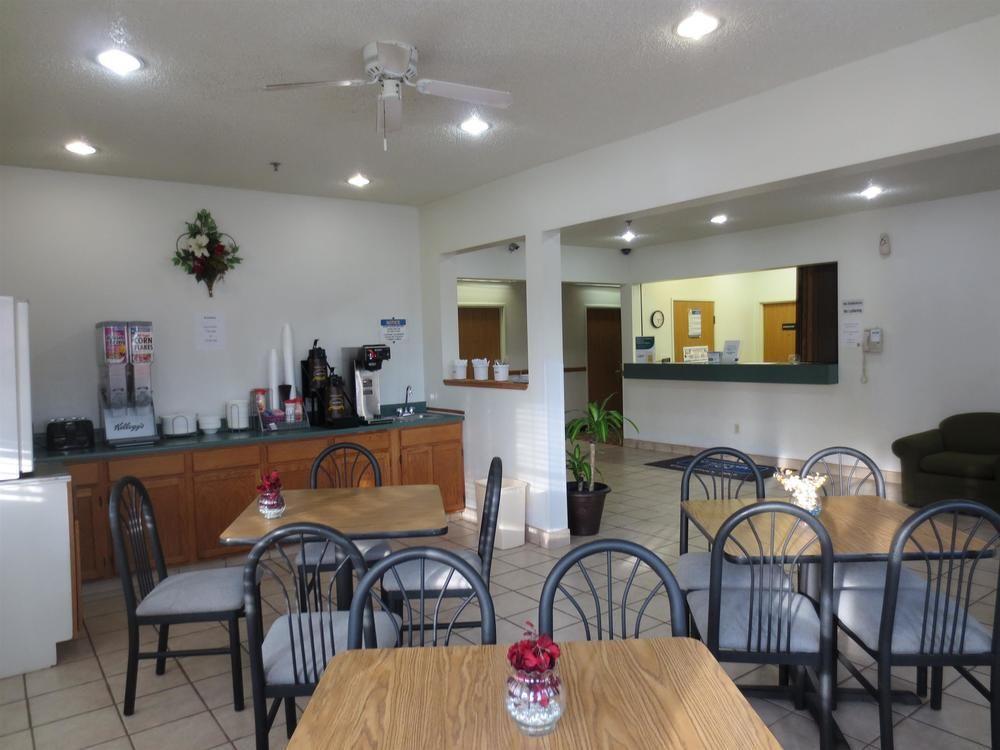 Westbridge Inn & Suites Carrollton Buitenkant foto