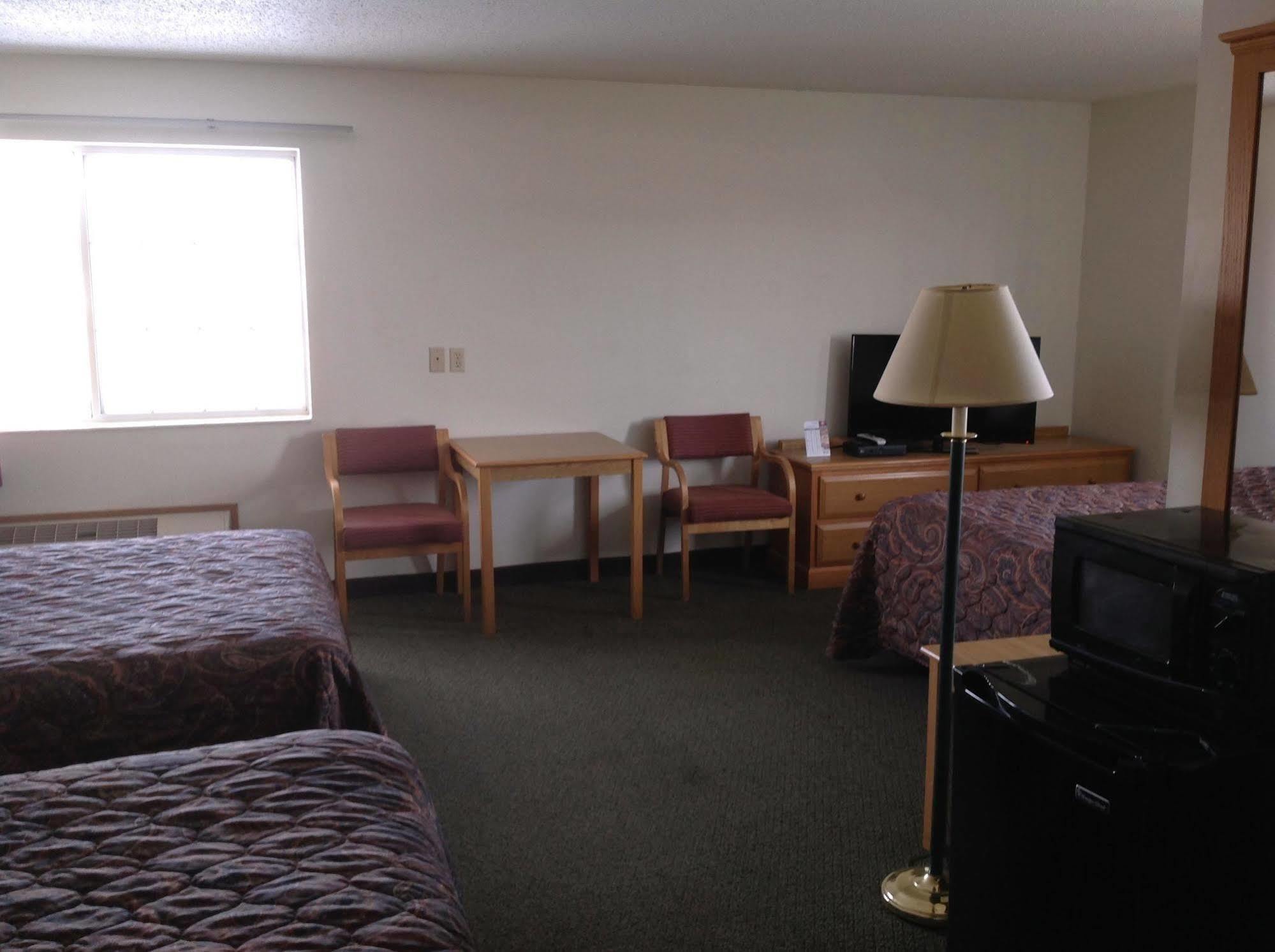 Westbridge Inn & Suites Carrollton Buitenkant foto